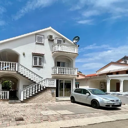 Aneri Apartament