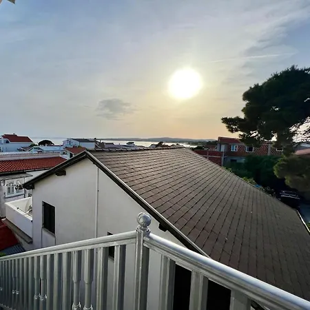 Aneri Apartment *